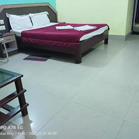 Hotel D2 Holiday Inn -Near Niladri Sea Beach - Puri - Official Verified Kültér fotó